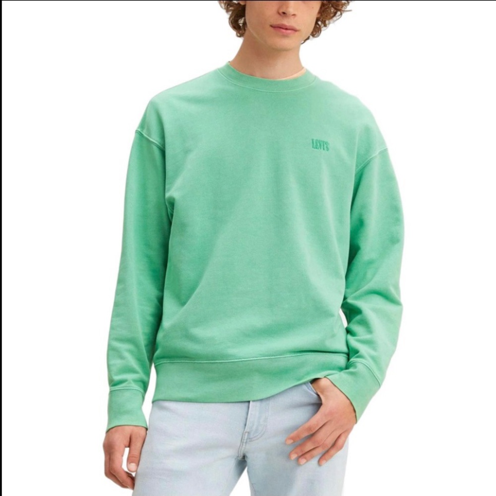 Green Levi’s Crewneck Sweatshirt